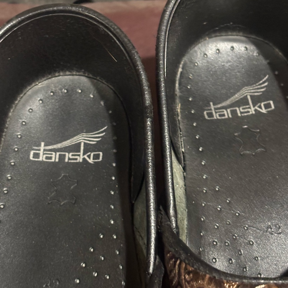 Dansko clogs - Picture 2 of 6